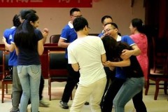 适合夫妻玩的互动游戏